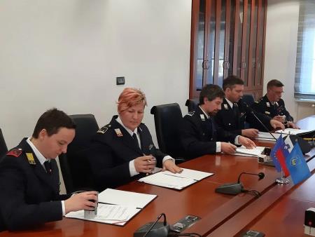 SLAVNOSTNI PODPIS POGODBE O FINANCIRANJU GASILSKE DEJAVNOSTI V LETOŠNJEM LETU 4